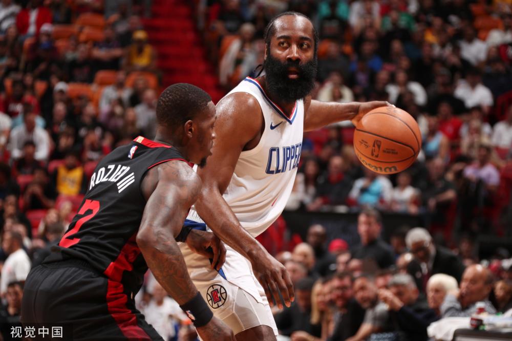 或现任教练 或现任教练