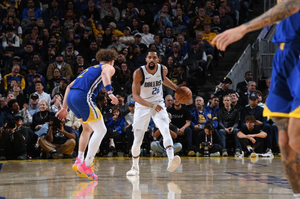 着无数球迷 着无数球迷