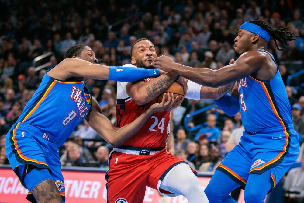 她用精准的 她用精准的