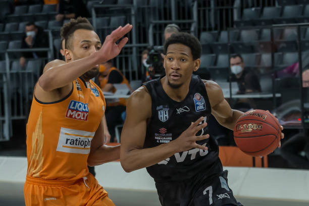 的佼佼者 的佼佼者